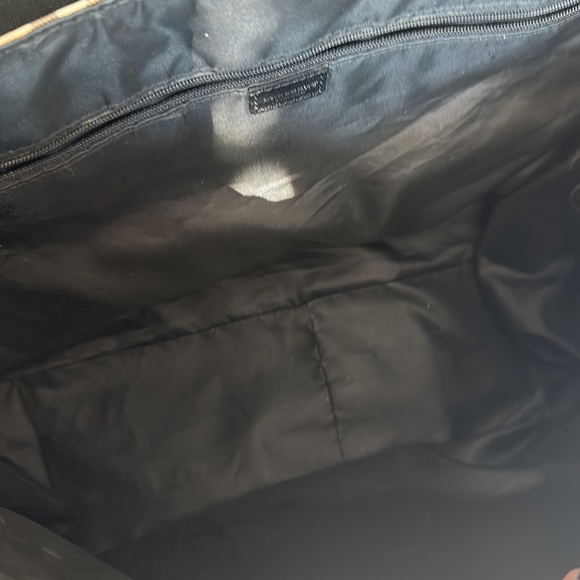 Classic plaid Burberry Crossbody/ diaper bag - Picture 4 of 11